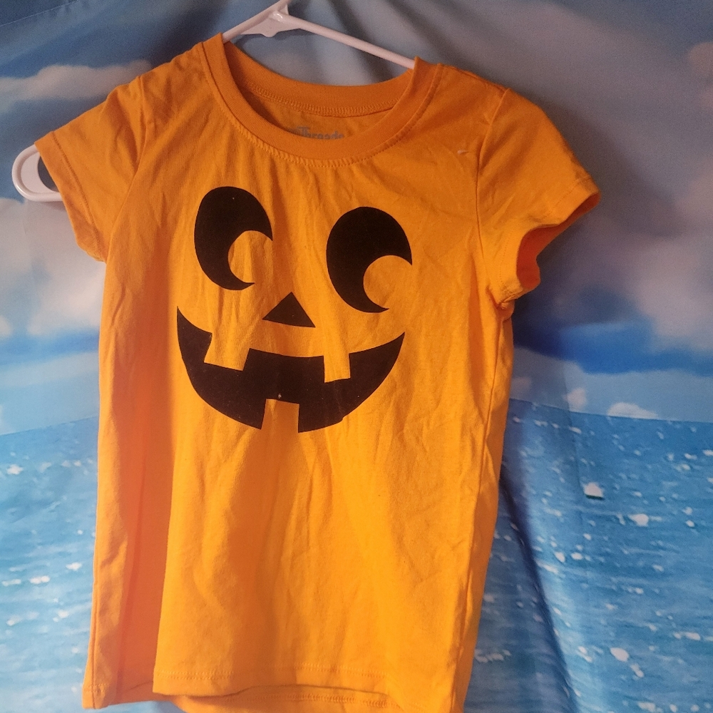 10 Threads‎ NWOT Pumpkin Tshirt Girls Size 10